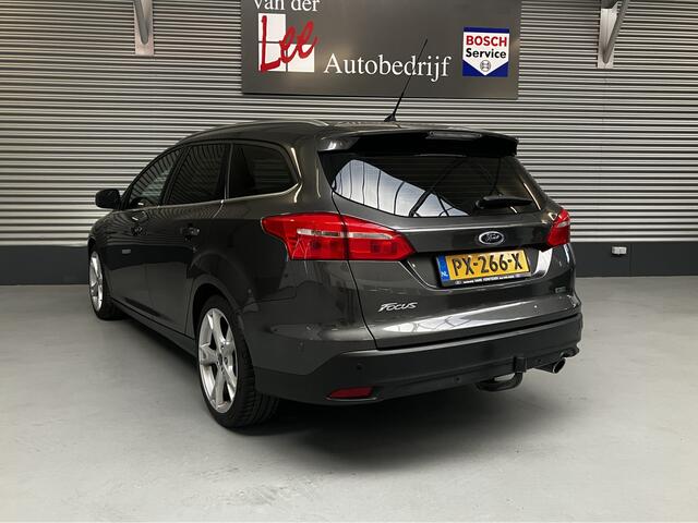 Ford FOCUS Wagon 1.5 TITANIUM/NAVI/PDC/CAM/TREKH/BLIS/ADAPTIVE CR/XENON/ENZ