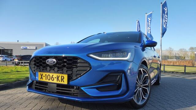 Ford FOCUS Wagon 155pk Hybrid ST Line X 18i Trekhaak vol leder alle Packs bomvol nieuw 47.500,-