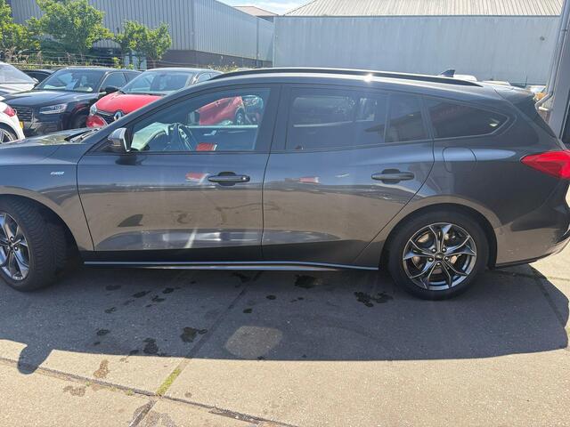 Ford FOCUS Wagon 1.0 EcoBoost ST Line Business
