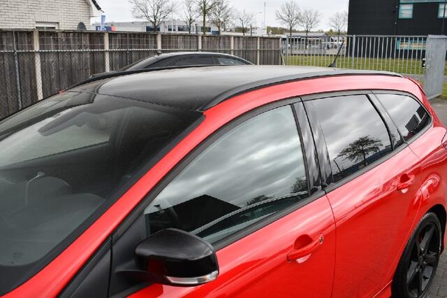 Ford FOCUS 1.5 ST-Line Red Edition Carplay|Stoelverwarming