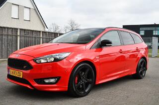 ford-focus-1.5-st-line-red-edition-