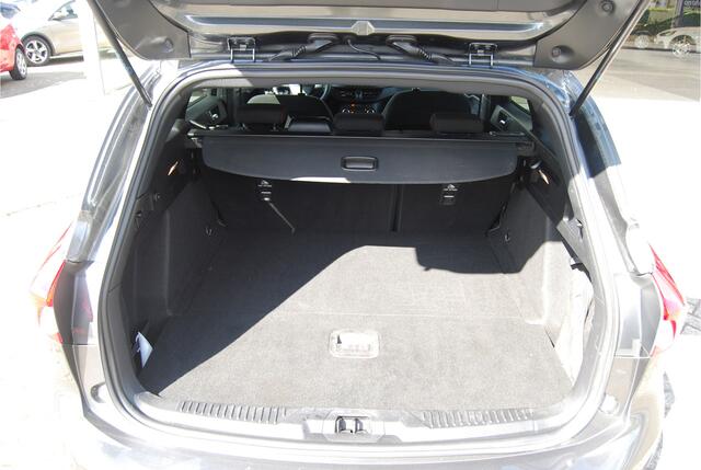 Ford FOCUS Wagon 1.5 EcoBoost 182PK ST Line Business | FULL LED | TREKHAAK | STOEL-STUUR VERWARMING