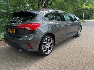ford-focus-1.0-titanium**dab--19inc