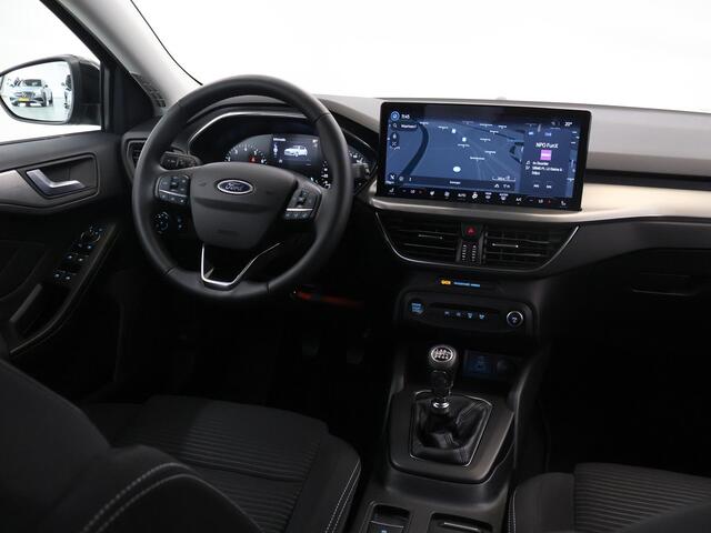 Ford FOCUS 1.0 EcoBoost Hybrid Titanium | Navigatie | Winterpack | Cruise Control Adaptief | Parkeercamera |