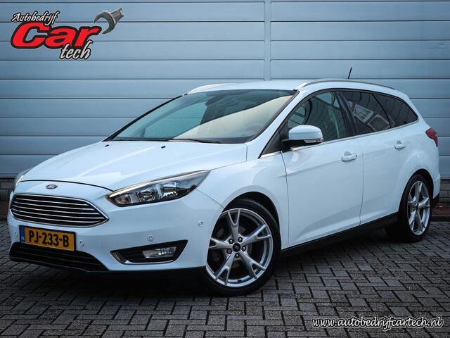 Ford FOCUS Wagon 1.0 Titanium | Clima | Cruise | Navi | Pdc Voor/Achter | Trekhaak | 17 Inch |