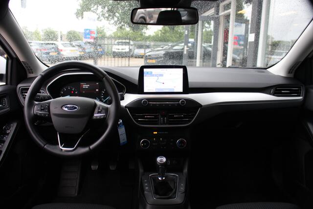 Ford FOCUS Wagon 1.0 EcoBoost Trend Edition Business | Camera | Dodehoek | Winterpakket