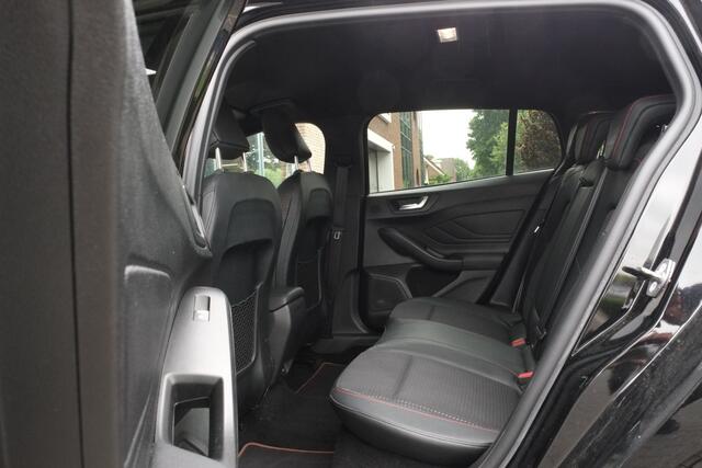 Ford FOCUS Wagon 2.0 EcoBlue ST Line X Business Trekhaak, Achteruitrijcamera, ACC