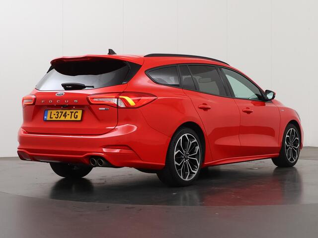 Ford FOCUS Wagon 1.0 EcoBoost Hybrid ST Line X Business | Winterpakket | Full Led Koplampen | B&O | Parkeercamera | 18" | Navigatie |