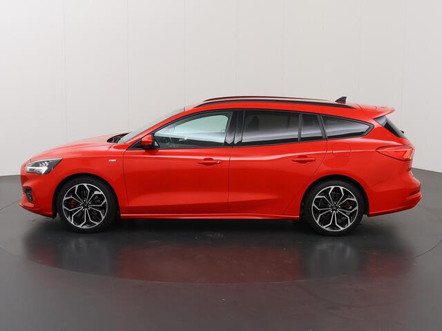 Ford FOCUS Wagon 1.0 EcoBoost Hybrid ST Line X Business | Winterpakket | Full Led Koplampen | B&O | Parkeercamera | 18" | Navigatie |