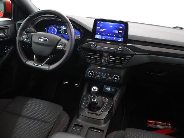 Ford FOCUS Wagon 1.0 EcoBoost Hybrid ST Line X Business | Winterpakket | Full Led Koplampen | B&O | Parkeercamera | 18" | Navigatie |