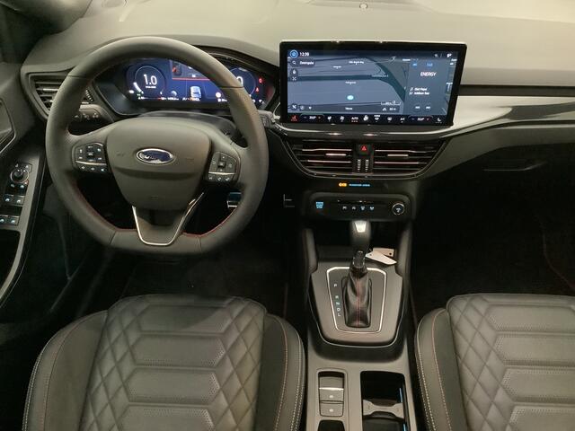 Ford FOCUS 1.0 EcoBoost 155 PK Hybrid ST Line | Panoramadak | Lederen bekleding | B&O Sound | ACC | Blind Spot | Camera | CarPlay | Elek. verstelbare stoelen | Trekhaak | Stoelverwarming | Stuurwielverwarming | BTW Auto | Fabrieksgarantie tot 07-2028