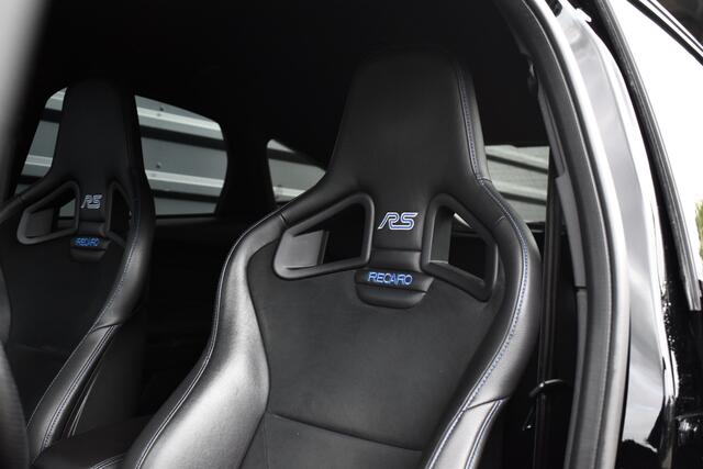 Ford FOCUS 2.3 RS 350pk | Milltek | Recaro Schaalstoelen | Camera | Stuurverwarming |