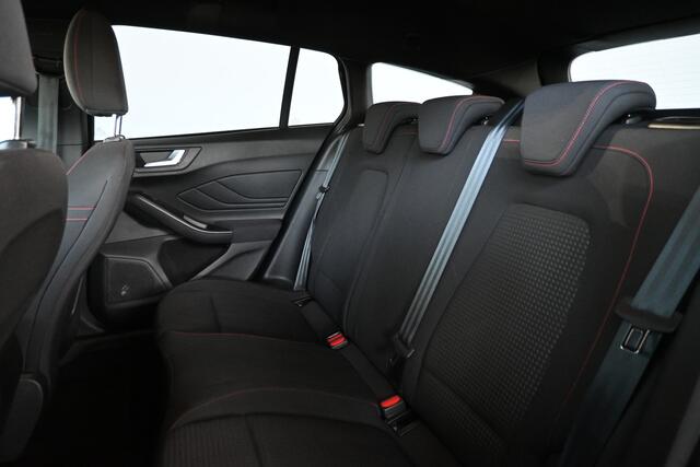 Ford FOCUS Wagon 1.0 EcoBoost Hybrid ST Line Business Clima Navigatie Dealer Onderhouden! Inruil Mogelijk!