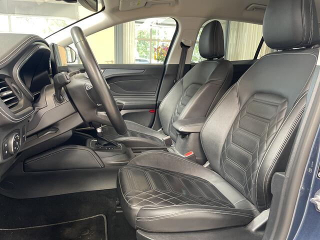 Ford FOCUS Wagon EcoBoost Hybrid 155 pk Active | Trekhaak | Winter Pack | Leer | Camera | Adapt. cruise | El. a. klep | 18" | 4 seiz. banden