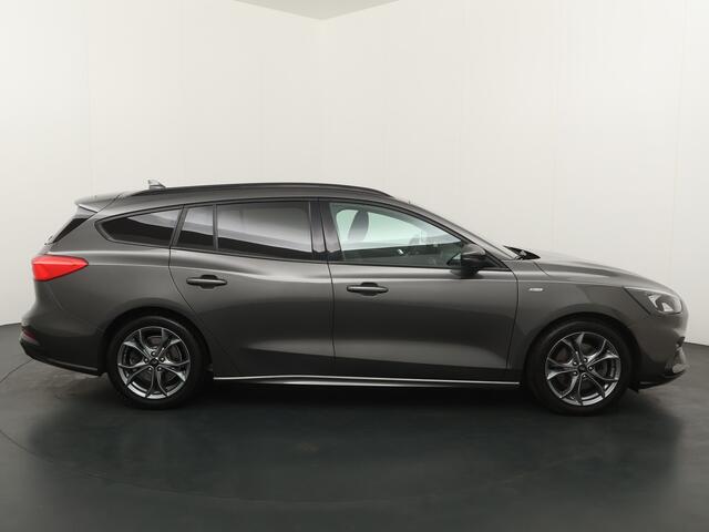 Ford FOCUS Wagon EcoBoost Hybrid 125pk ST-Line X | Winter pack | Camera | Cruise | Clima | Apple carplay | Android auto |