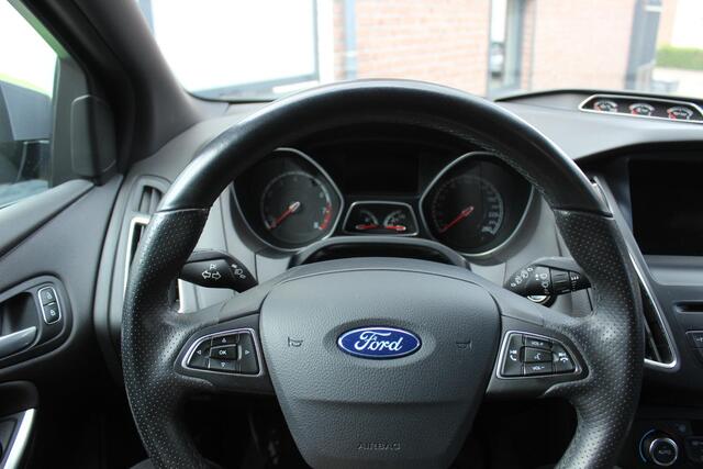 Ford FOCUS 2.0 ST-3 Wolf Tuning!