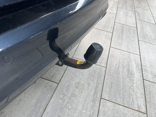 Ford FOCUS Wagon EcoBoost 125pk Titanium | Trekhaak | Keyless | 100% dealer onderhouden | Cruise | Clima |
