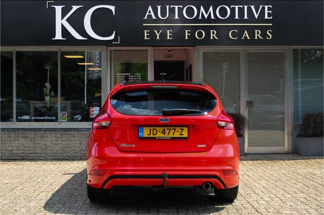Ford FOCUS 1.5 Red Edition | 1e eigenaar! | Orig. NL