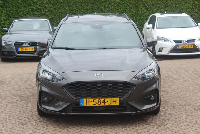 Ford FOCUS Wagon 1.5 EcoBoost ST Line Business / Camera / Navigatie / Keyless / B&O / 17'' / Stuurverwarming / DAB / Dodehoek / Cruise Control