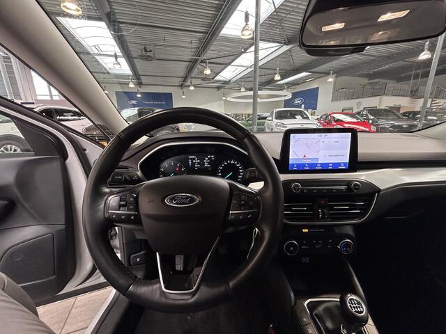 Ford FOCUS Wagon EcoBoost Hybrid 125 pk Trend Edition | Trekhaak | Camera | LED | Navi | Apple Carplay | 100% dealer onderh.