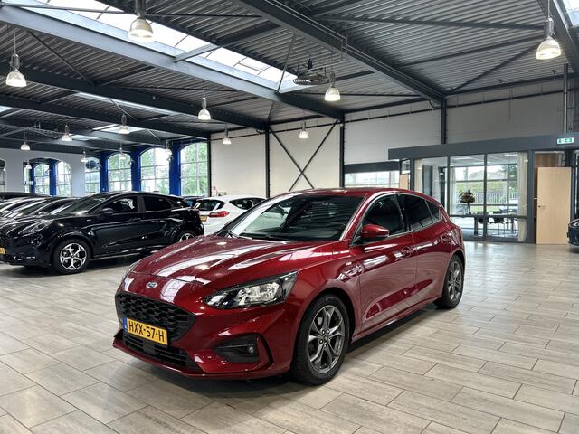Ford FOCUS EcoBoost 125 pk ST Line | Winter Pack | Camera | Half leer | El. verst. stoel | Navi | Clima | Cruise | 100% dealer onderh.