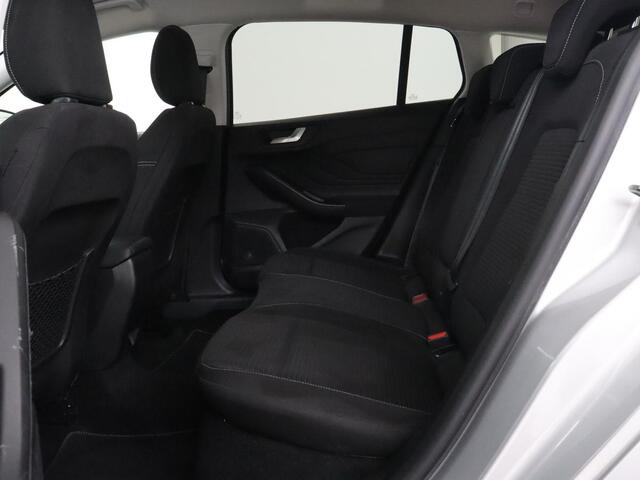Ford FOCUS 1.0 EcoBoost Hybrid Titanium X | Stoel & stuurverwarming | Camera | Digital Cockpit | Carplay | Navigatie | Climate control