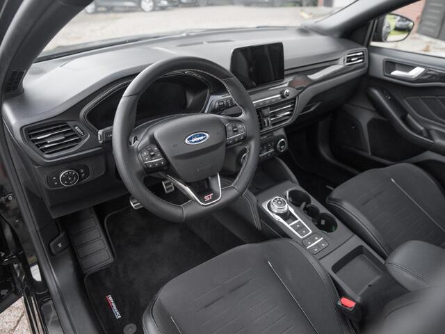 Ford FOCUS Wagon 2.3 EcoBoost ST-3 Pano Recaro B&O ACC