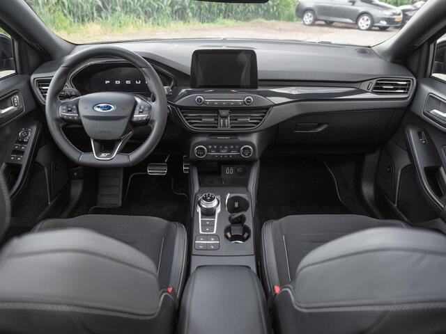 Ford FOCUS Wagon 2.3 EcoBoost ST-3 Pano Recaro B&O ACC