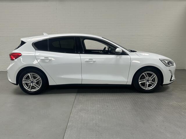 Ford FOCUS 1.0 EcoBoost Titanium Business CLIMA / NAVI /CRUISE /TREKHAAK