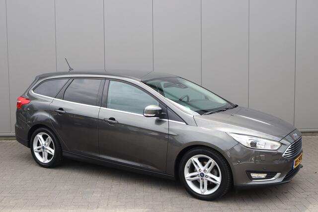 Ford FOCUS Wagon 125PK EcoB.Titanium Trekhaak/Camera/Xenon/Winter-pack