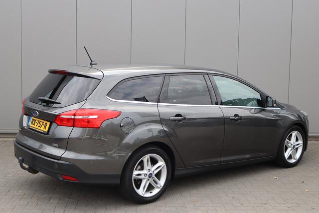 Ford FOCUS Wagon 125PK EcoB.Titanium Trekhaak/Camera/Xenon/Winter-pack
