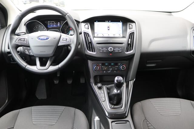 Ford FOCUS Wagon 125PK EcoB.Titanium Trekhaak/Camera/Xenon/Winter-pack