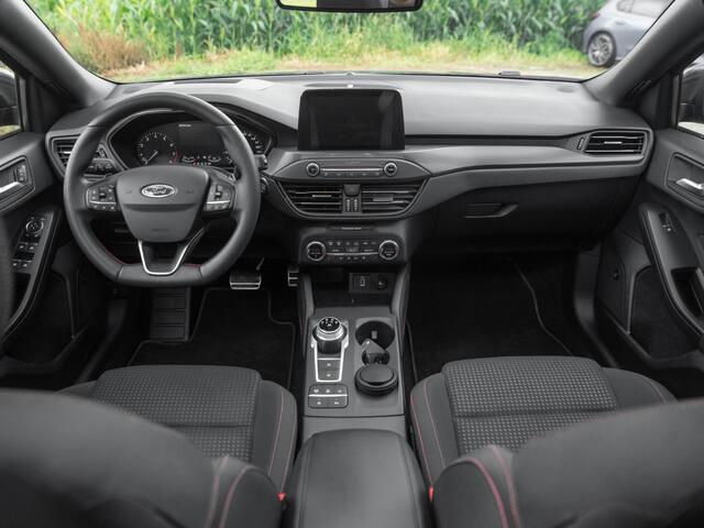 Ford FOCUS 1.5 EcoBoost ST Line Business Pano ACC B&O Keyless