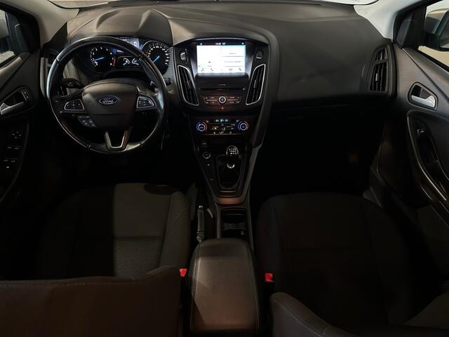 Ford FOCUS 1.0 TITANIUM NAP l NAVI l CLIMA l LMV l CRUISE l