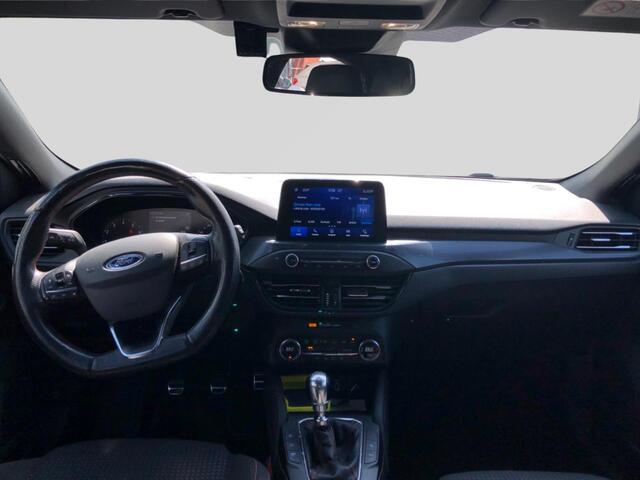 Ford FOCUS 1.0 EcoBoost ST Line Business | Winter Pack | Trekhaak | Adaptive cruise control | Full LED | 18 inch | Camera | Bang&Olufsen