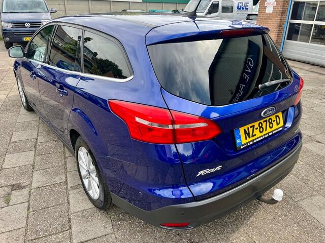 Ford FOCUS 1.0 TITANIUM Station