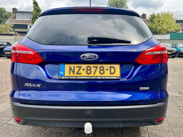 Ford FOCUS 1.0 TITANIUM Station