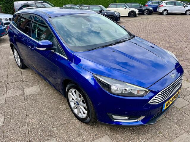 Ford FOCUS 1.0 TITANIUM Station