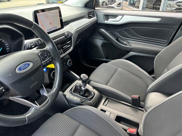 Ford FOCUS 1.0 ECOB. TR ED. BNS NAVI AIRCO CRUISE CONTROL PDC