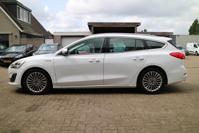 Ford FOCUS Wagon 1.0 EcoBoost Vignale | Panoramadak | Trekhaak! | Leder! |