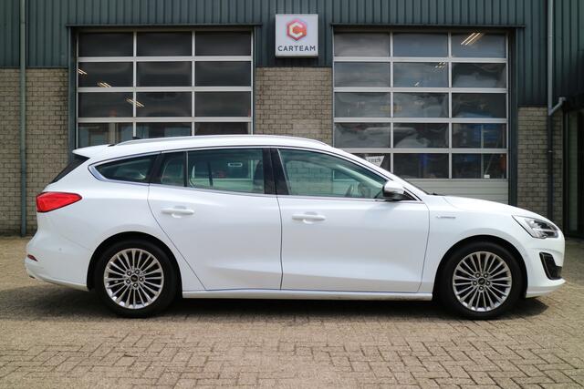 Ford FOCUS Wagon 1.0 EcoBoost Vignale | Panoramadak | Trekhaak! | Leder! |