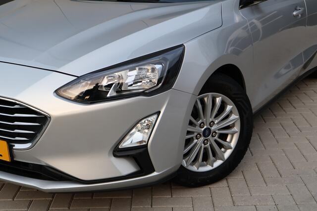 Ford FOCUS 1.0 EcoBoost Hybrid Titanium X Business 125pk | Stoel- stuurverwarming | Digital Cockpit | Keyless | Camera | Voorruitverwarming | Dealer Onderhouden