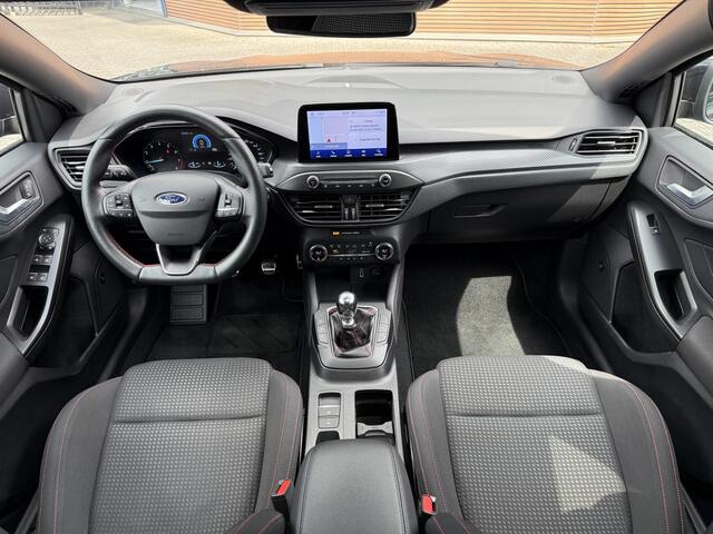 Ford FOCUS Wagon 1.0 EcoBoost ST Line Business Panodak / Led / Adapt. Cruise / Navi / Bang & Olufsen