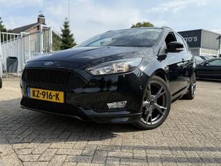 ford-focus-wagon-1.5-st-line-navi-p