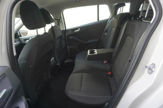 Ford FOCUS Wagon 1.0 EcoBoost Titanium Business/Dealeronderhouden/ 1e Eigenaar/Rijklaarprijs.