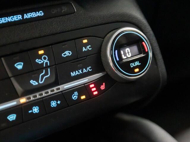 Ford FOCUS Wagon 1.0 EcoBoost Titanium (APPLE CARPLAY, GROOT NAVI, STUUR/STOELVERWARMING, ADAPTIVE CRUISE, SPORTSTOELEN, GETINT GLAS, CAMERA, LANE ASSIST, NIEUWSTAAT)