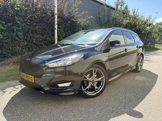 ford-focus-wagon-1.0-st-line---navi