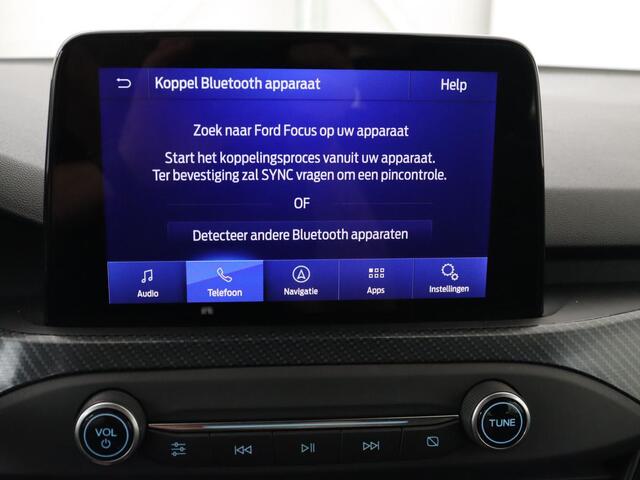 Ford FOCUS 1.5 EcoBoost ST Line | Stoel & stuurverwarming | Adaptive cruise | Trekhaak | Carplay | Keyless | Climate control | Navigatie | Full LED | Parkeerhulp