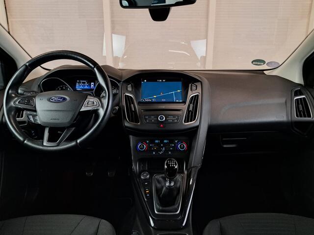 Ford FOCUS Wagon 1.0 Titanium + NAVI