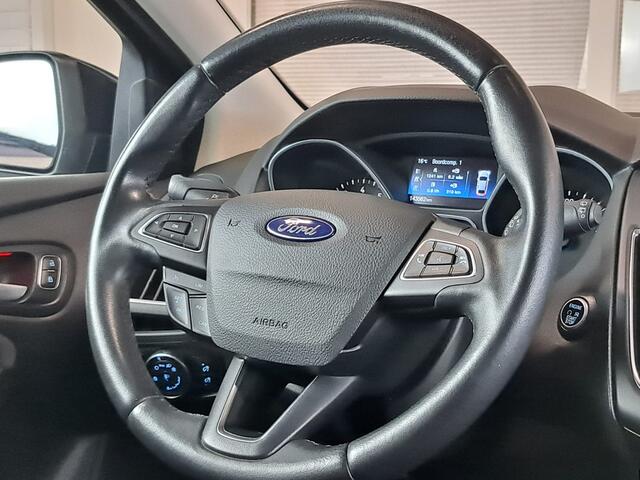 Ford FOCUS Wagon 1.0 Titanium + NAVI